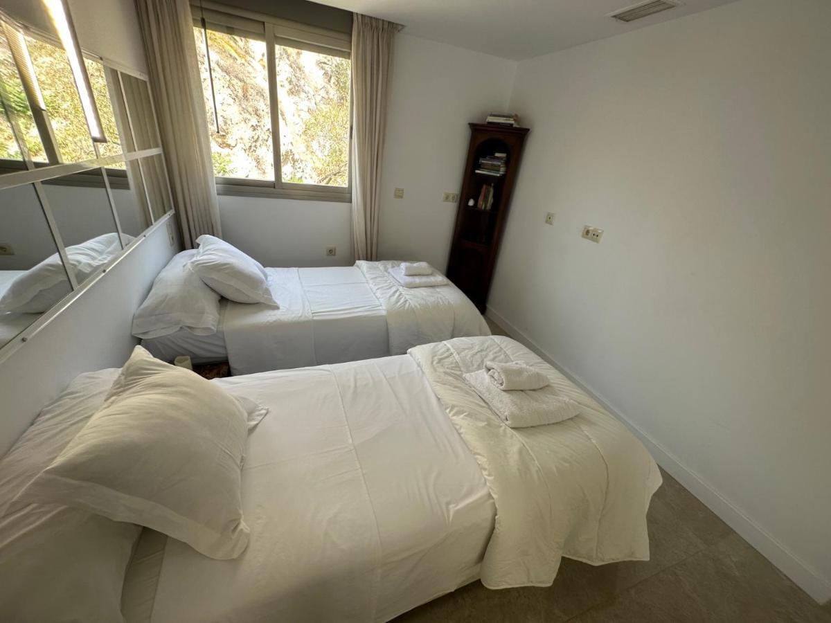 Penthouse Puerta De Pedregalejo Apartment Малага Екстериор снимка